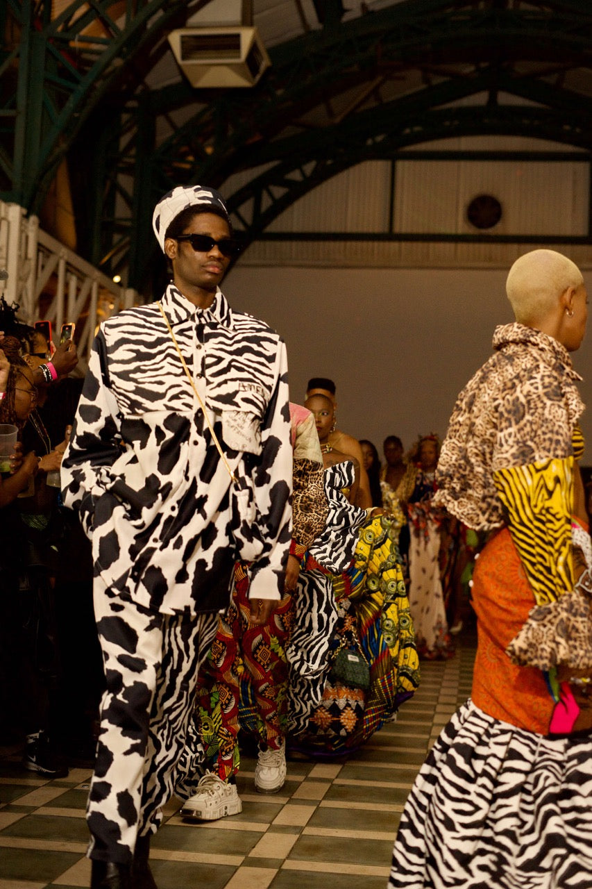 2-Piece Monochromatic Ensemble: “Unity in Contrast”